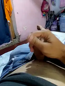 Snapshot of arnaldof50 chatting on November 4, 2025, 5:12 pm arnaldof50 online show from November 4, 2025, 5:12 pm