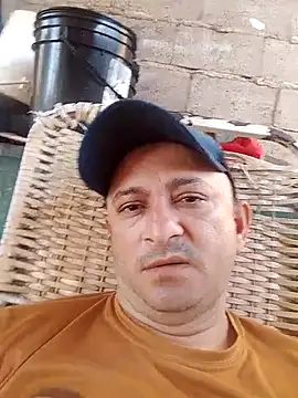 arnaldof50 online show from November 6, 2025, 12:17 pm