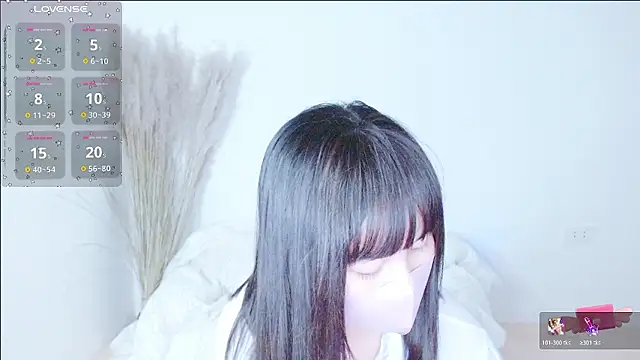 Snapshot of Zinzin_chan chatting on January 17, 2026, 5:27 pm Zinzin chan online show from January 17, 2026, 5:27 pm