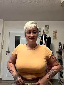 Snapshot of Rozendefotz chatting on September 25, 2025, 6:06 am Rozendefotz online show from September 25, 2025, 6:06 am