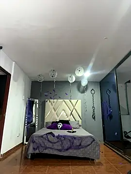 Snapshot of Sophia_moons chatting on October 24, 2025, 3:14 am Sophia moons online show from October 24, 2025, 3:14 am