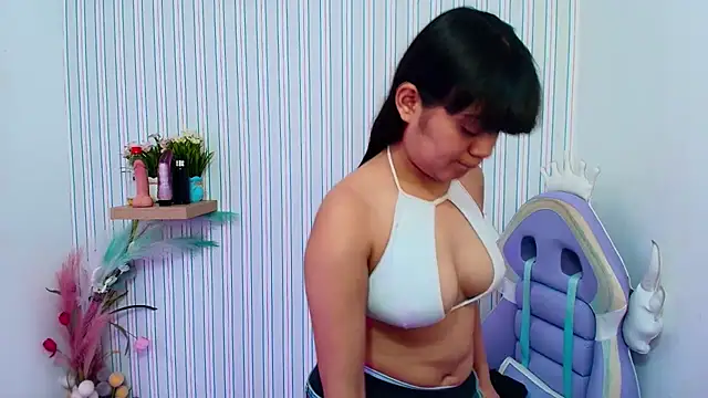 kataleya  18 online show from June 25, 2026, 7:51 pm