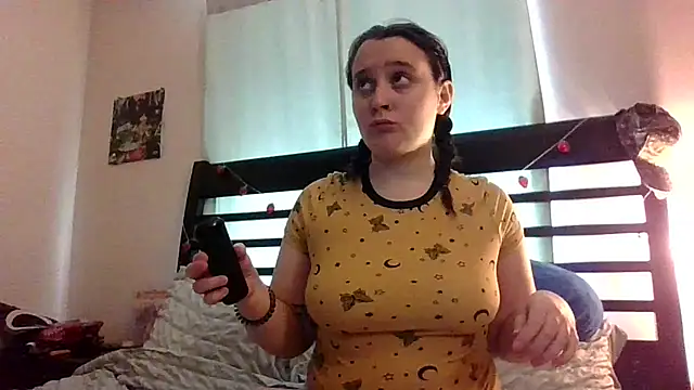 Snapshot of Shadow_Slut chatting on September 27, 2025, 4:45 pm Shadow Slut online show from September 27, 2025, 4:45 pm