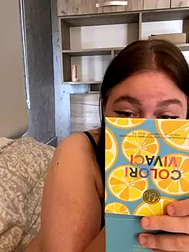 SoniaNovara online show from September 22, 2025, 1:13 pm