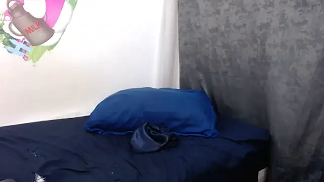 XSexySnow30XX online show from November 30, 2025, 8:35 pm