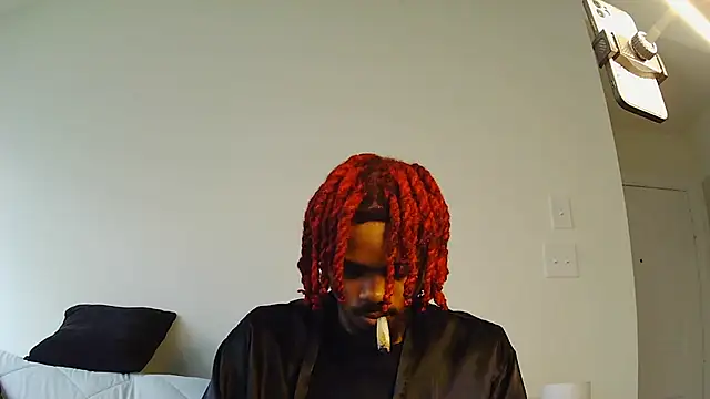risktakinndolo online show from September 15, 2025, 5:13 pm