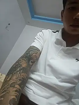 Snapshot of Vuducanh1997 chatting on October 8, 2025, 10:57 am Vuducanh1997 online show from October 8, 2025, 10:57 am