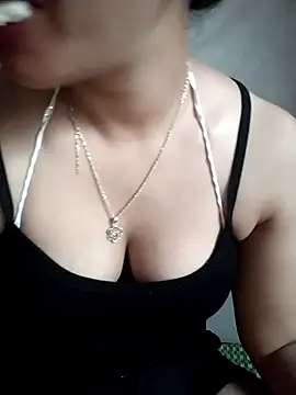 Snapshot of hong-sex chatting on September 14, 2025, 12:43 am hong-sex online show from September 14, 2025, 12:43 am