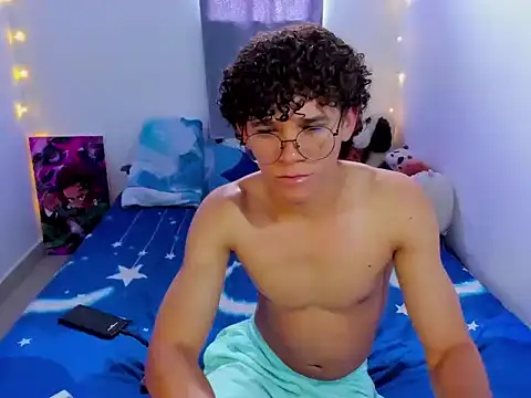 Tom Blues online show from March 11, 2026, 9:54 pm