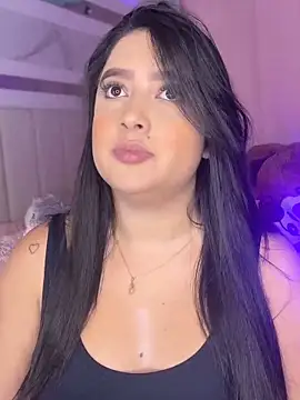 Emiily Moore1 online show from November 13, 2025, 10:19 pm