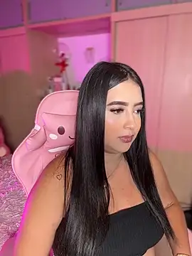 Snapshot of Emiily_Moore1 chatting on April 10, 2026, 11:53 pm Emiily Moore1 online show from April 10, 2026, 11:53 pm