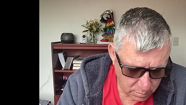 Martintxu1959 online show from September 9, 2025, 1:43 pm