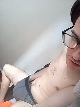 Snapshot of oscartres chatting on October 22, 2025, 2:06 pm oscartres online show from October 22, 2025, 2:06 pm