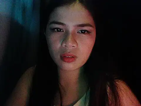 Snapshot of Zachariah_05 chatting on March 12, 2026, 10:32 am Zachariah 05 online show from March 12, 2026, 10:32 am