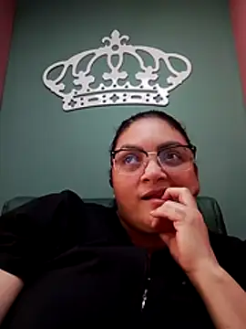 tiffany Johnson1 online show from December 1, 2025, 4:01 pm