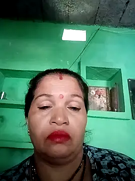 Manavi x online show from October 18, 2025, 8:15 am