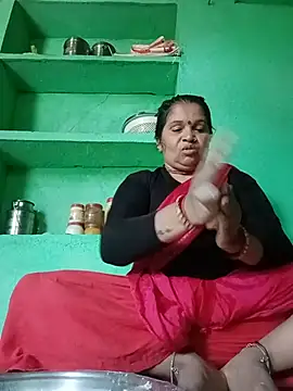 Snapshot of Manavi_x chatting on July 7, 2026, 2:14 am Manavi x online show from July 7, 2026, 2:14 am