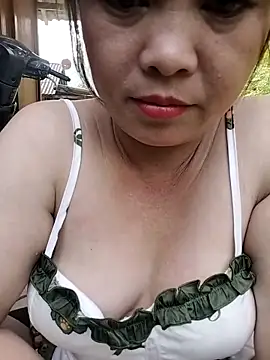 Snapshot of Lyly_nuce chatting on October 11, 2025, 8:46 am Lyly nuce online show from October 11, 2025, 8:46 am