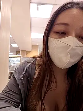 Snapshot of Lovelyanan chatting on October 2, 2025, 1:40 pm Lovelyanan online show from October 2, 2025, 1:40 pm