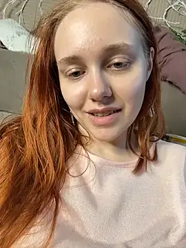 PollyVinice online show from June 22, 2026, 3:20 pm