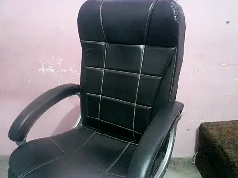 Snapshot of Rooshami_hot01 chatting on October 1, 2025, 4:46 pm Rooshami hot01 online show from October 1, 2025, 4:46 pm