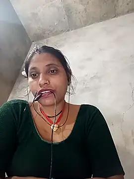 Snapshot of Sandhya_x chatting on October 25, 2025, 5:04 am Sandhya x online show from October 25, 2025, 5:04 am