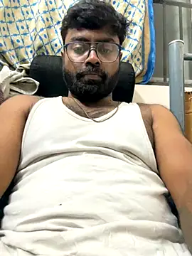 DJLOVE280825 online show from October 13, 2025, 11:27 pm