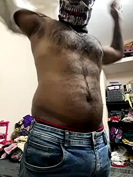 DJLOVE280825 online show from December 17, 2025, 11:11 pm