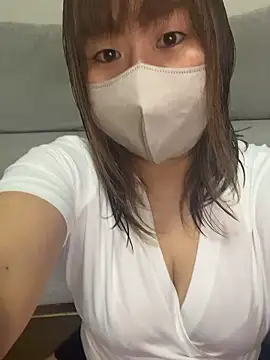 Snapshot of xxx_yuna_xxx chatting on October 13, 2025, 7:36 pm xxx yuna xxx online show from October 13, 2025, 7:36 pm