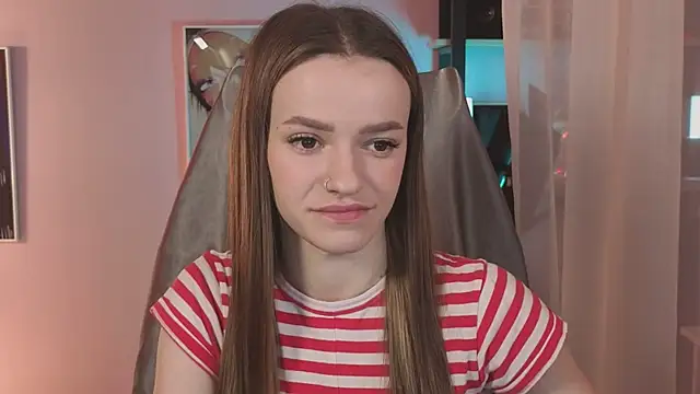 E l i z e  online show from June 25, 2026, 5:23 am