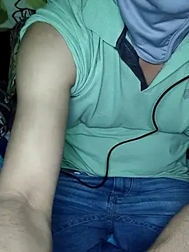 Snapshot of chocolate_alone chatting on September 23, 2025, 7:06 pm chocolate alone online show from September 23, 2025, 7:06 pm