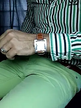 Snapshot of chocolate_alone chatting on September 24, 2025, 8:06 am chocolate alone online show from September 24, 2025, 8:06 am