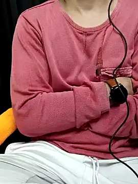 Snapshot of chocolate_alone chatting on October 20, 2025, 6:30 pm chocolate alone online show from October 20, 2025, 6:30 pm