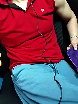 Snapshot of chocolate_alone chatting on October 26, 2025, 7:53 pm chocolate alone online show from October 26, 2025, 7:53 pm