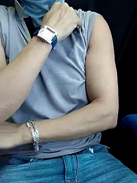 Snapshot of chocolate_alone chatting on October 31, 2025, 5:19 am chocolate alone online show from October 31, 2025, 5:19 am