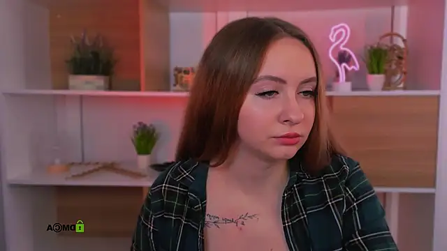 mila glow1 online show from October 12, 2025, 8:46 am