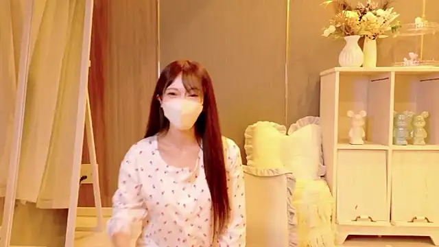 Snapshot of RIRI-style chatting on October 19, 2025, 7:42 am RIRI-style online show from October 19, 2025, 7:42 am