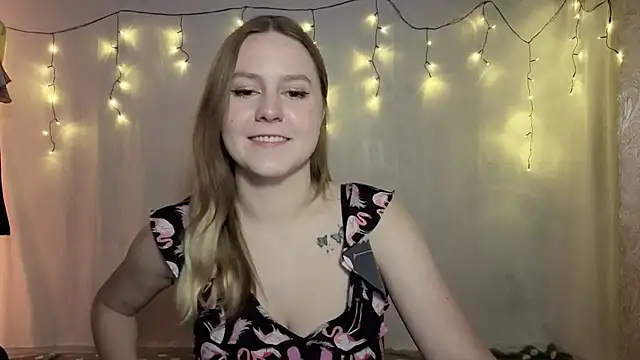 Snapshot of ShyMistery chatting on December 4, 2025, 8:28 pm ShyMistery online show from December 4, 2025, 8:28 pm