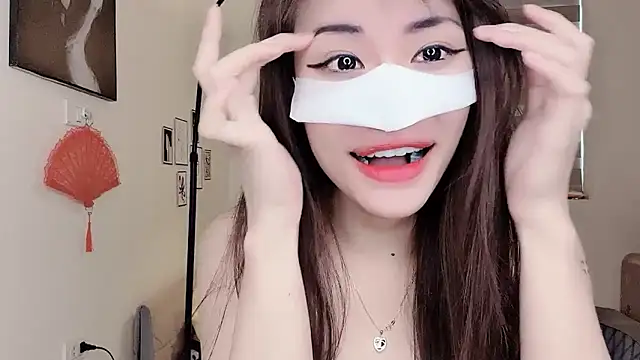 MaiLiiil online show from September 14, 2025, 4:22 am