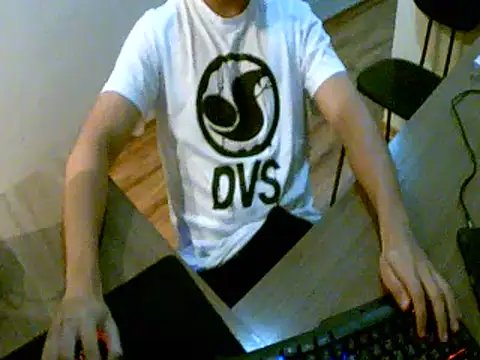 Novinhopirocudo07 online show from June 24, 2026, 3:49 am