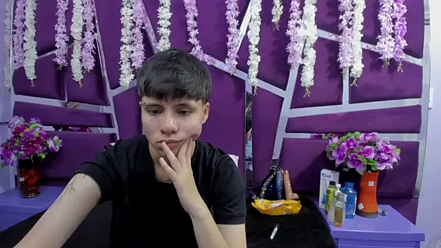 Bruno Cruzz online show from February 17, 2026, 2:30 am