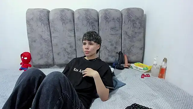 Bruno Cruzz online show from June 23, 2026, 2:09 am