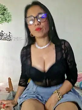 SofiiMilf online show from May 6, 2026, 7:19 pm
