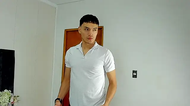 Jacksonflorez online show from September 10, 2025, 7:36 pm