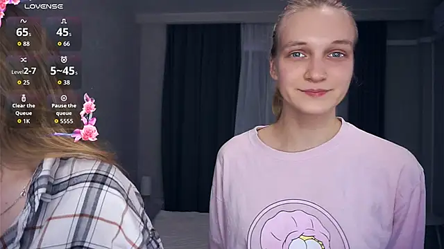 EarnestineGyllenband online show from October 28, 2025, 6:28 am