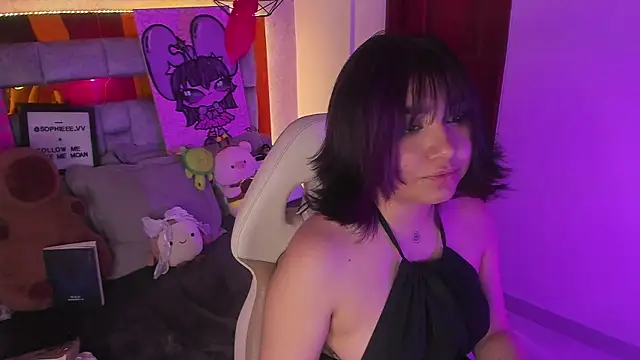 sophiievv online show from December 4, 2025, 10:29 pm