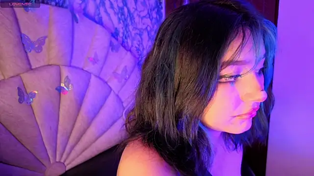 sophiievv online show from May 5, 2026, 5:54 pm