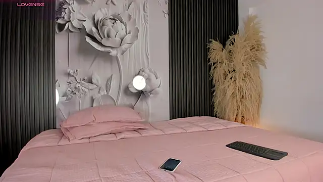 CandyMason  online show from April 30, 2026, 12:33 pm