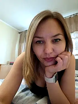 Snapshot of VeroLoverx chatting on September 24, 2025, 12:08 pm VeroLoverx online show from September 24, 2025, 12:08 pm