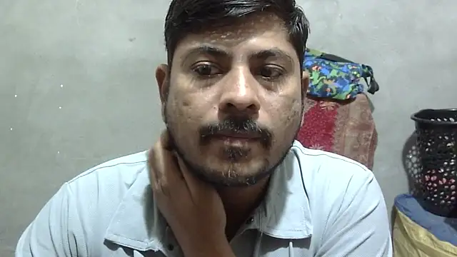Ajmersingh335512 online show from May 28, 2026, 2:36 pm